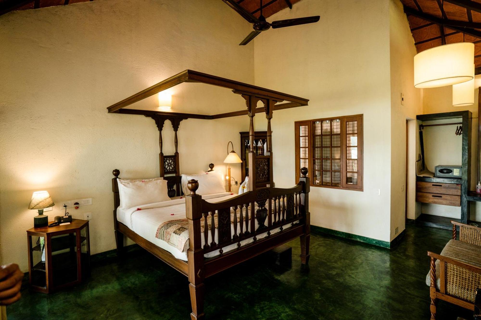 Cranganor History Cafe & Riverside Chateau North Paravur Exterior foto